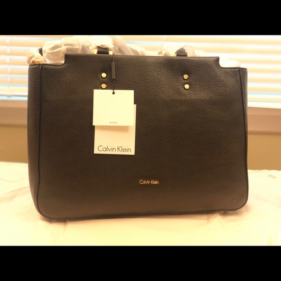 Calvin Klein’s L Doreen black leather - Picture 3 of 8